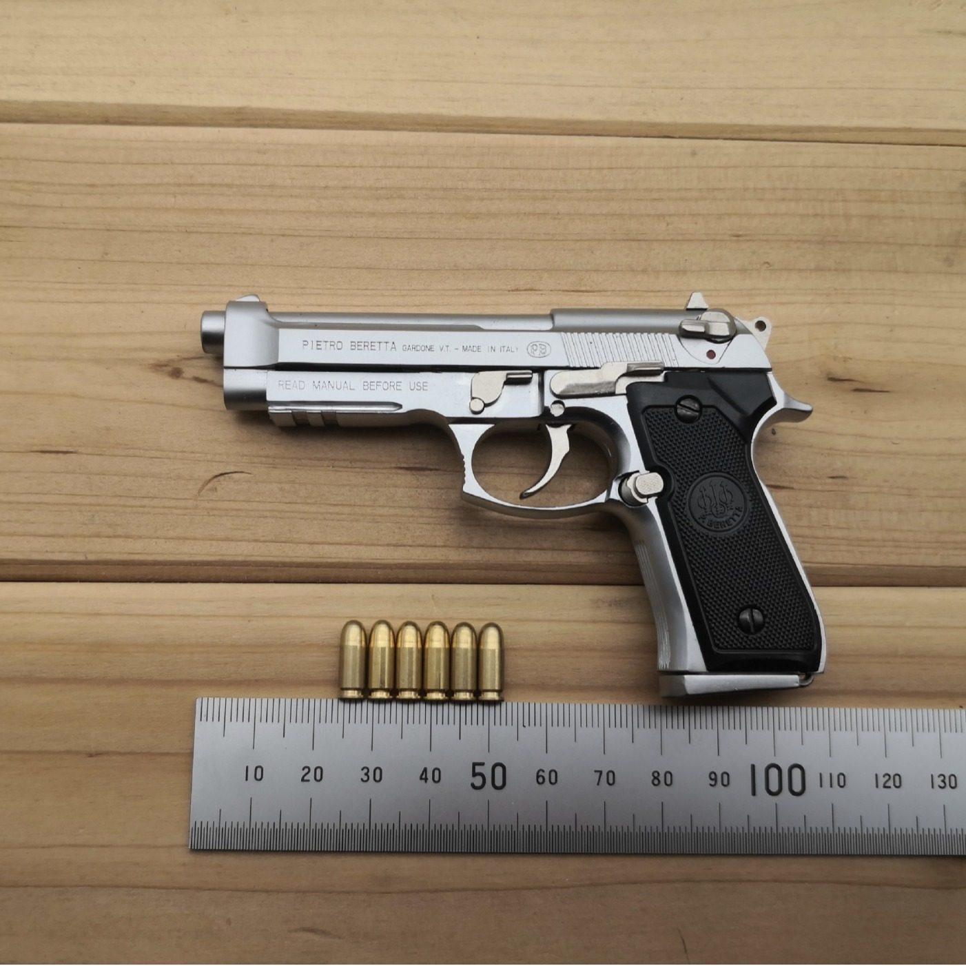 1：2.05合金帝国M92A1伯莱塔模型玩具钥匙扣金属 不可发射,淘宝优惠券,粉丝福利购,淘宝优惠卷