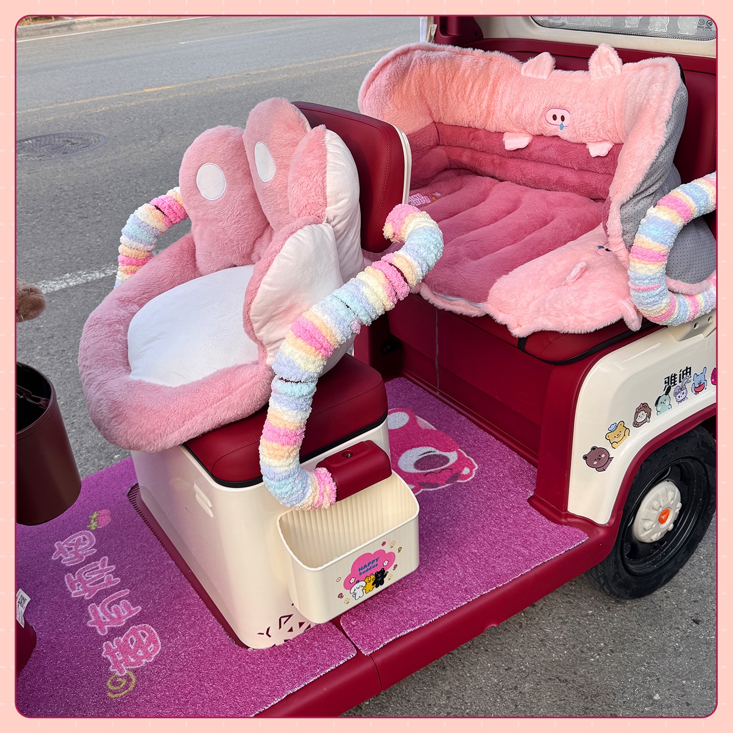 适用雅迪cl12装饰配件翅膀贴纸发条蜡笔小新摆件电动三轮车内饰品 - 图0