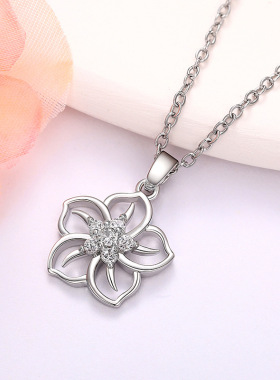5 Petal Cherry Blossom Necklace Women's Net Red Sun Flower