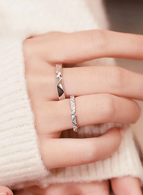 莫桑石戒指纸短情长结婚求婚钻戒