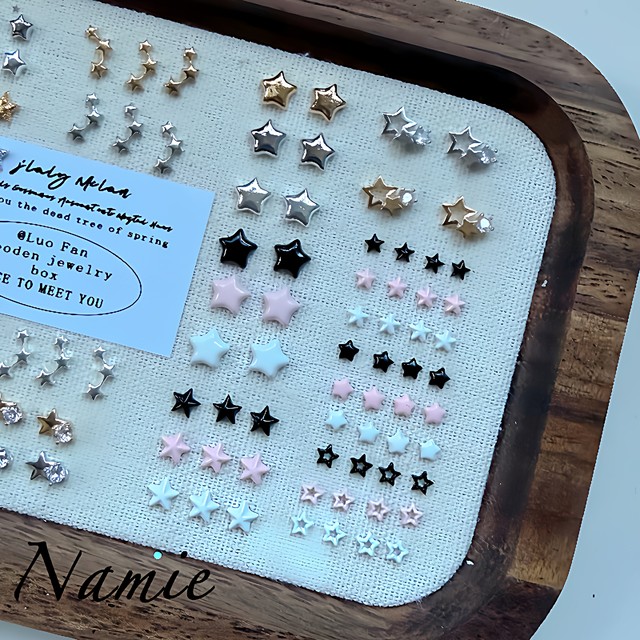 Namie carefully selects high-quality vacuum high-color retention multi-color Christmas five-pointed star zircon nail art jewelry in various sizes