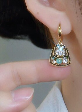 绿色镶钻双层梯形复古耳环
