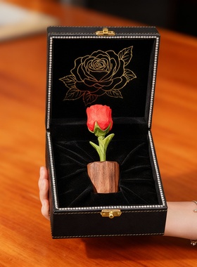 木质玫瑰花摆件高档礼盒生日礼物