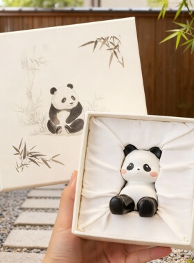 可爱熊猫造型桌面摆件手办公仔