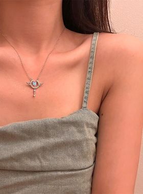 丘比特之心项链小众设计感天使爱心锁骨潮颈链吊坠礼物
