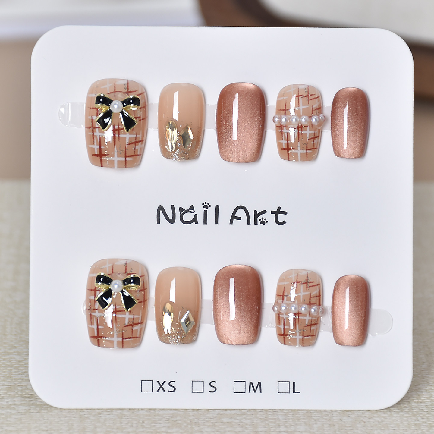 小香风秋冬款猫眼手工穿戴甲短款蝴蝶千金指甲贴片黄黑皮显白美甲,淘宝优惠券,粉丝福利购,淘宝优惠卷