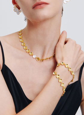 达弥新款山茶系列小花朵双排手链