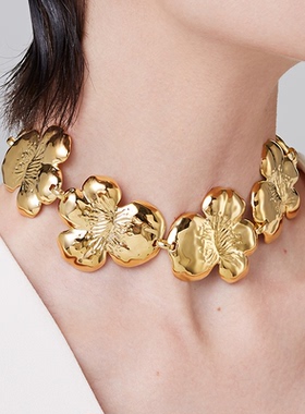 新品daartemis山茶花浮雕锁骨链