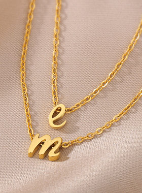 速卖通新款小写字母项链空心不锈钢项链小号字母吊坠厂家