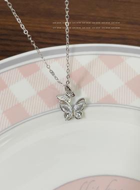 归野轻奢银色立体双蝴蝶项链