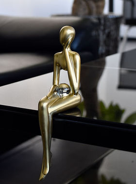 橡树庄园轻奢抽象坐姿人物摆件客厅电视柜酒柜办公室桌面书架艺术