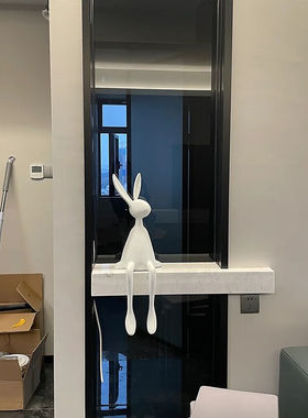 创意网红卡通坐姿长耳兔子摆件客厅电视柜酒店餐厅桌面玄关装饰品