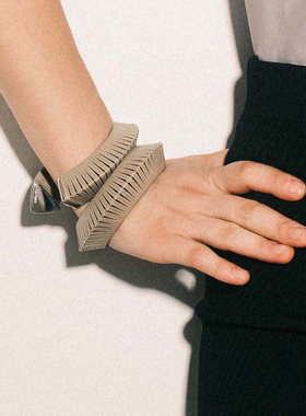 CREMAISH牛皮绳缠绕圆鼓手环