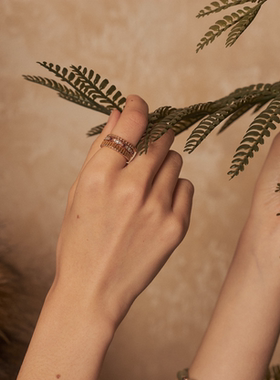 Oups三重锦雲镶嵌宝石戒指套组