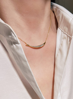 莓拉气质微笑项链玫瑰金色