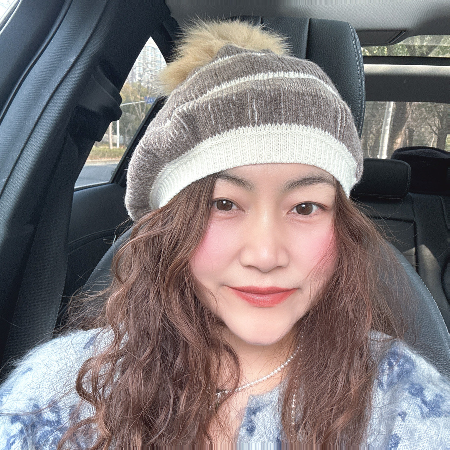 1.10现货条纹拼色毛线帽女韩国东大门代购时尚休闲毛球针织帽百搭,淘宝优惠券,粉丝福利购,淘宝优惠卷