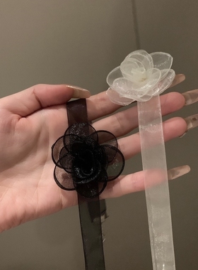 法式复古黑色山茶花项链女小众设计高级感玫瑰装饰潮choker锁骨链