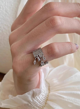 爆闪水滴流苏戒指女小众设计尾戒