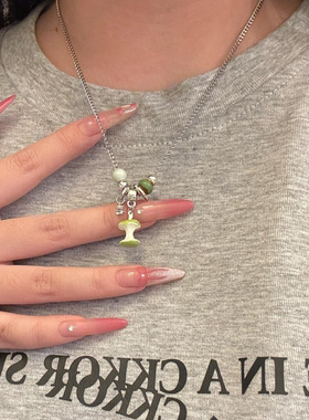 青苹果核吊坠项链女款2025新款