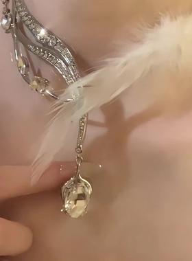 羽毛水滴项链女款2026秦彻锁骨链