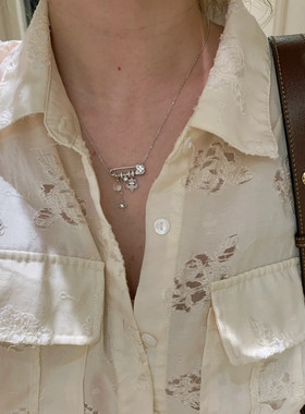 别针项链女2025新款轻奢小众颈链