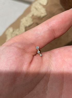 超闪三颗星星耳钉小巧精致耳骨钉