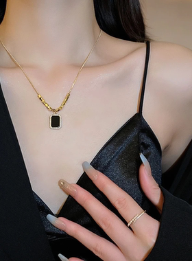 金色无事牌项链不掉色轻奢高级感