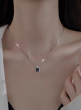 伊灿韩国黑色方块项链女小众设计