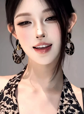 伊灿复古豹纹圈圈耳环女
