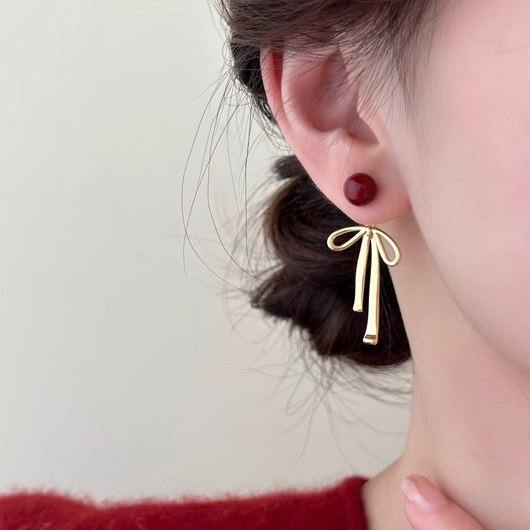 新年红色蝴蝶结珍珠耳钉女纯银氛围感耳夹耳环2025年新款爆款耳饰,淘宝优惠券,粉丝福利购,淘宝优惠卷