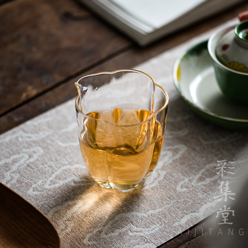 彩集堂 梅花玻璃公道杯 花口分茶杯透明耐热手持茶海茶具分汤匀杯,淘宝优惠券,粉丝福利购,淘宝优惠卷