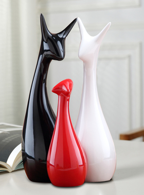 装饰品现代简约三口之家鹿可爱创意客厅卧室电视柜工艺品陶瓷摆件