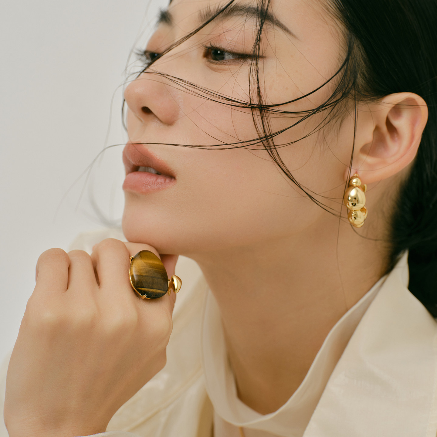 Yandao White Dew Tiger Eye Stone Boundless Dew Drop Ring Niche Design Light Luxurious High-end Open Ring Women's Retro Accessories