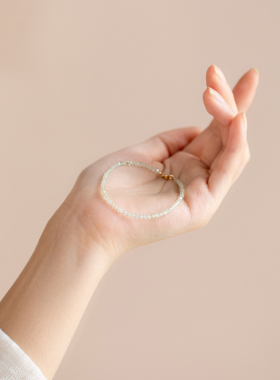 极细天然葡萄石手链女不规则切面天然玉石手串叠戴正能量宝石