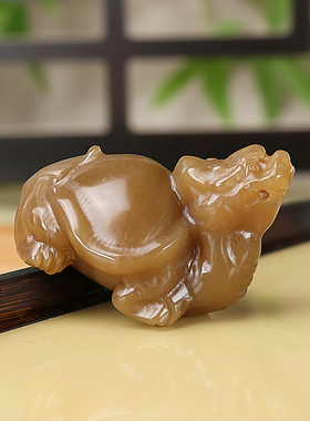 天然新疆和田玉糖玉龙龟手把件精雕且末糖料玉石长寿龟把玩件挂件