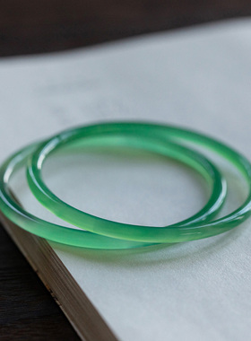 【秋冬特惠】天然水绿玛瑙玉髓手镯细女复古好运中国风招桃花