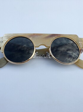 圆形金属牛角半框太阳镜