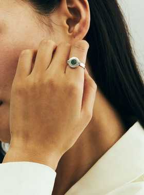 DOVETAIL卯时珠宝环扣经典燕尾榫925银银色饰面碧玉戒指