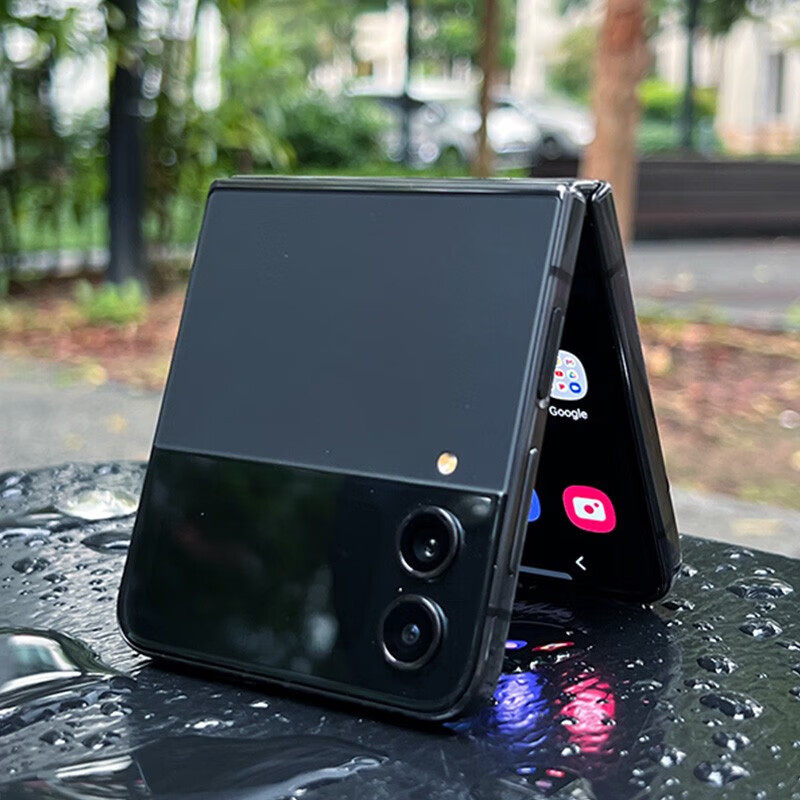 samsung /三星全新折叠屏手机 BLACKOCEANDIGITAl海外旗手机