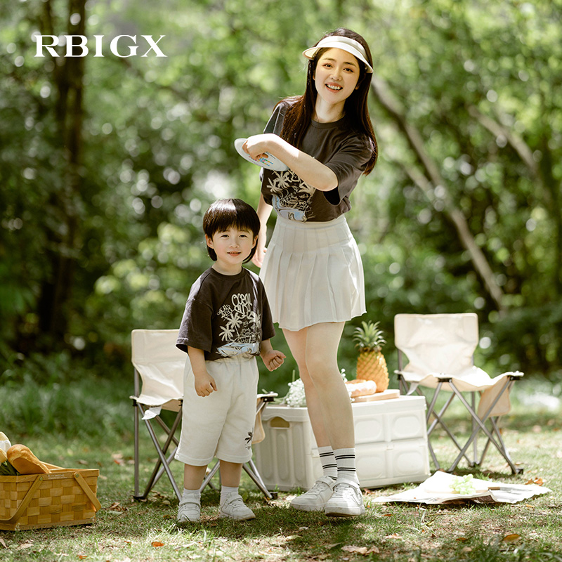 RBIGX瑞比克夏季新款一家三口亲子装男女儿童圆领T恤母子短袖套装 - 图2