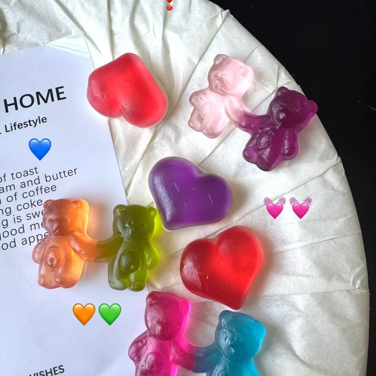 德国进口哈瑞宝HARIBO小熊手牵手水果QQ橡皮软糖多造型休闲糖果 - 图1