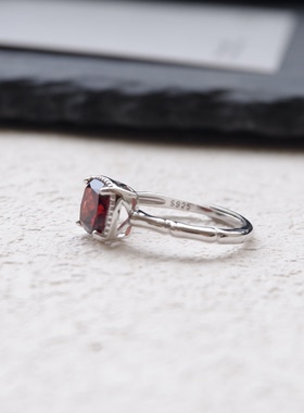 S925纯银天然酒红色石榴石戒指女