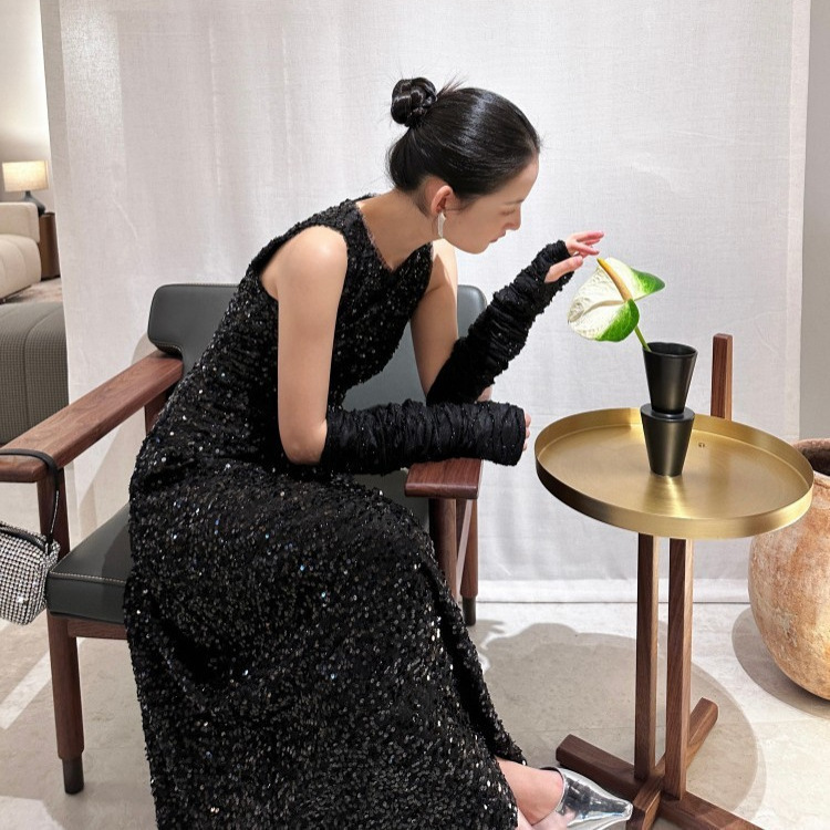 DIGM广州十三行女装2025秋冬亮片袖套背心裙礼服连衣裙女62666 - 图0