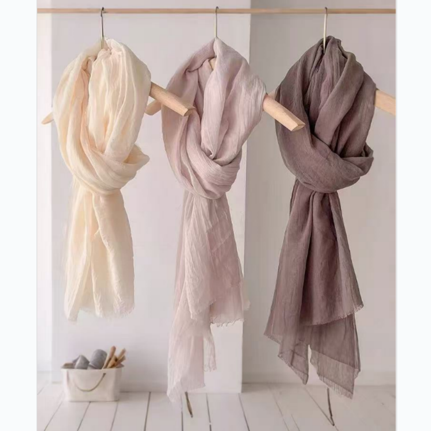 外搭披肩女2025新款夏季新疆旅游纱巾棉麻防晒薄款民族风围巾丝巾,淘宝优惠券,粉丝福利购,淘宝优惠卷