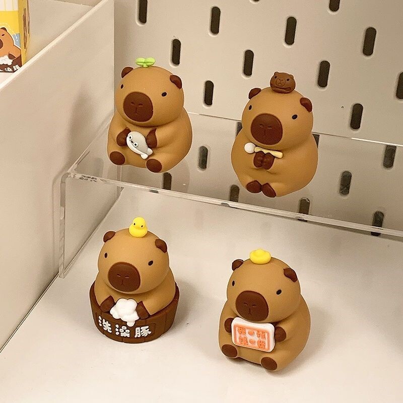 卡皮巴拉水豚桌面小摆件迷你情绪稳定工位解压装饰品治愈女生神器