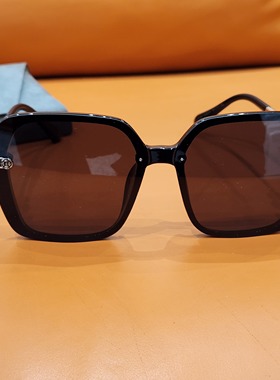 珍珠款明星同款太阳镜墨镜女防紫外线方框韩版时尚潮流瘦脸太阳镜