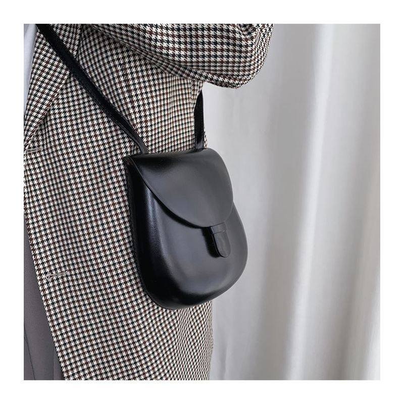 韩国复古皮质休闲翻盖斜挎包简约潮流小众设计手机包男小方包,淘宝优惠券,粉丝福利购,淘宝优惠卷