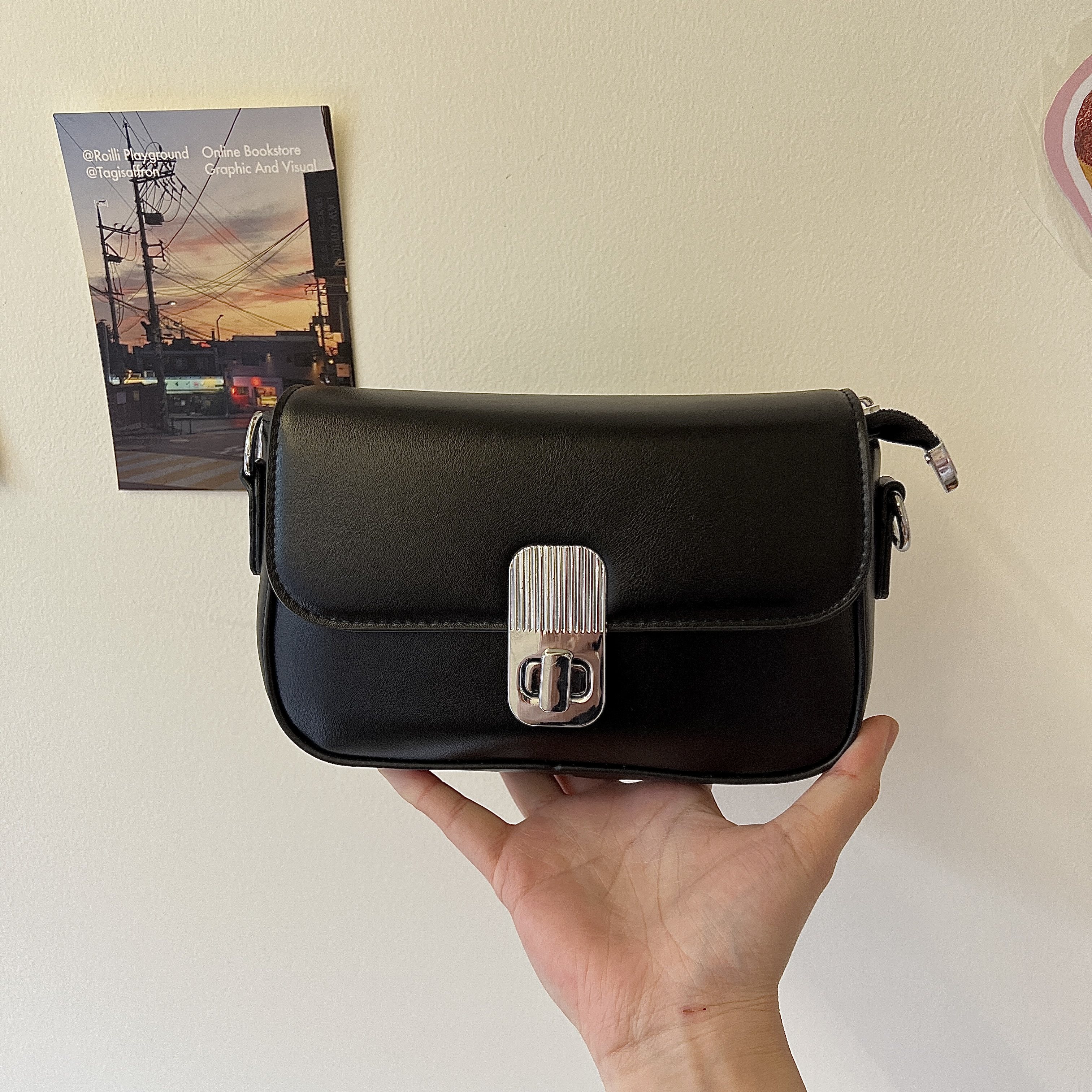 韩版ins中性风横款方形小方包男女休闲翻盖皮质斜挎包高级感单肩,淘宝优惠券,粉丝福利购,淘宝优惠卷