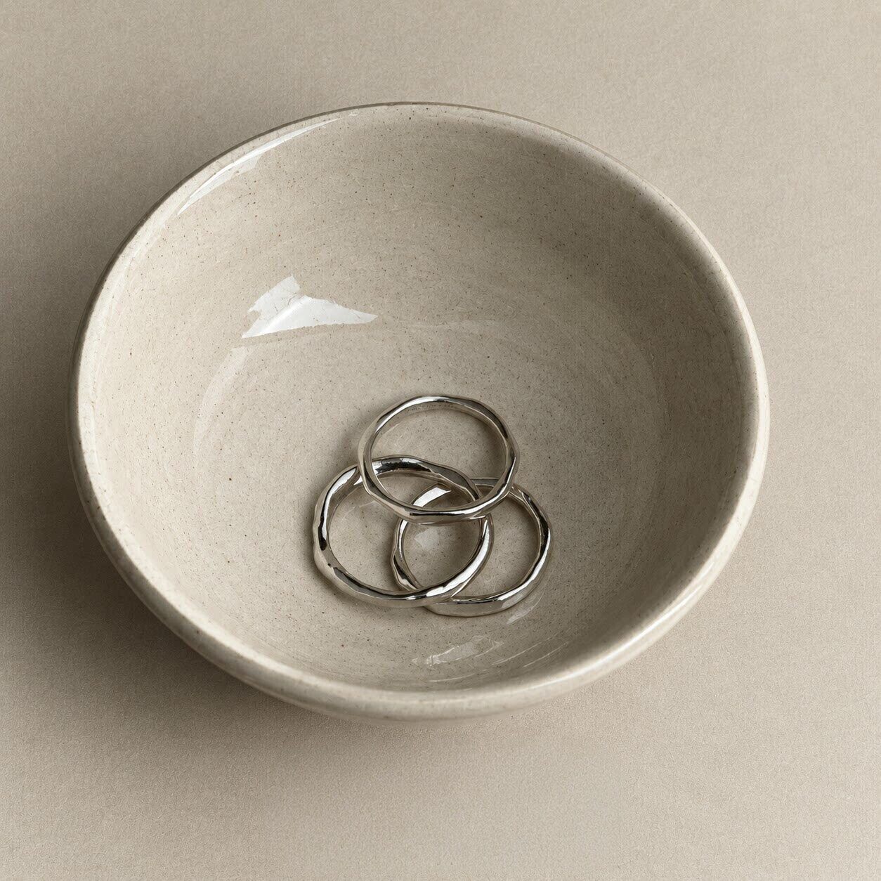Minimalist style forged irregular silver plain ring, female niche design, stackable index finger ring, cool feeling ring