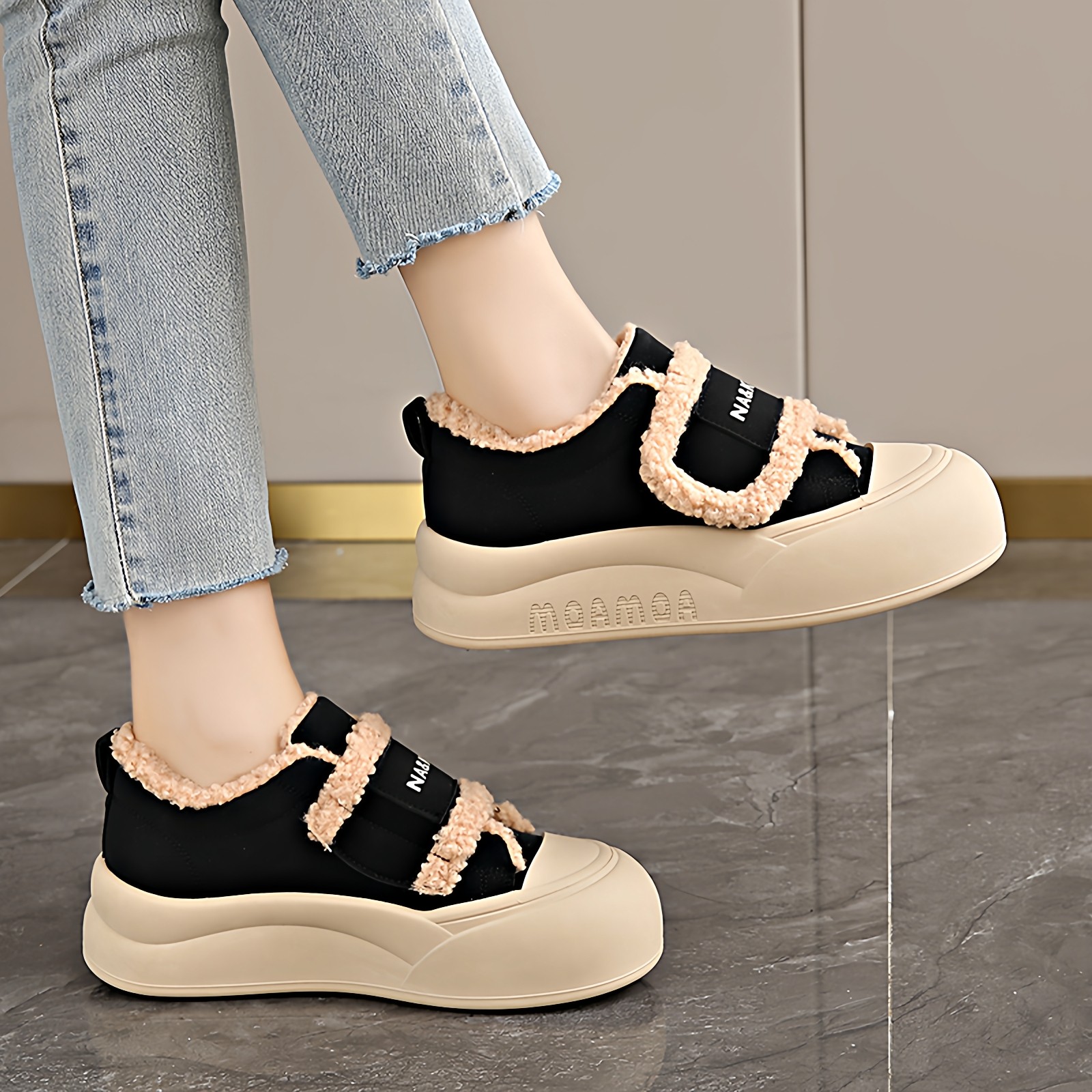 踩屎感加绒保暖女鞋冬季防滑运动棉鞋女新款魔术贴外穿羊羔绒板鞋,淘宝优惠券,粉丝福利购,淘宝优惠卷